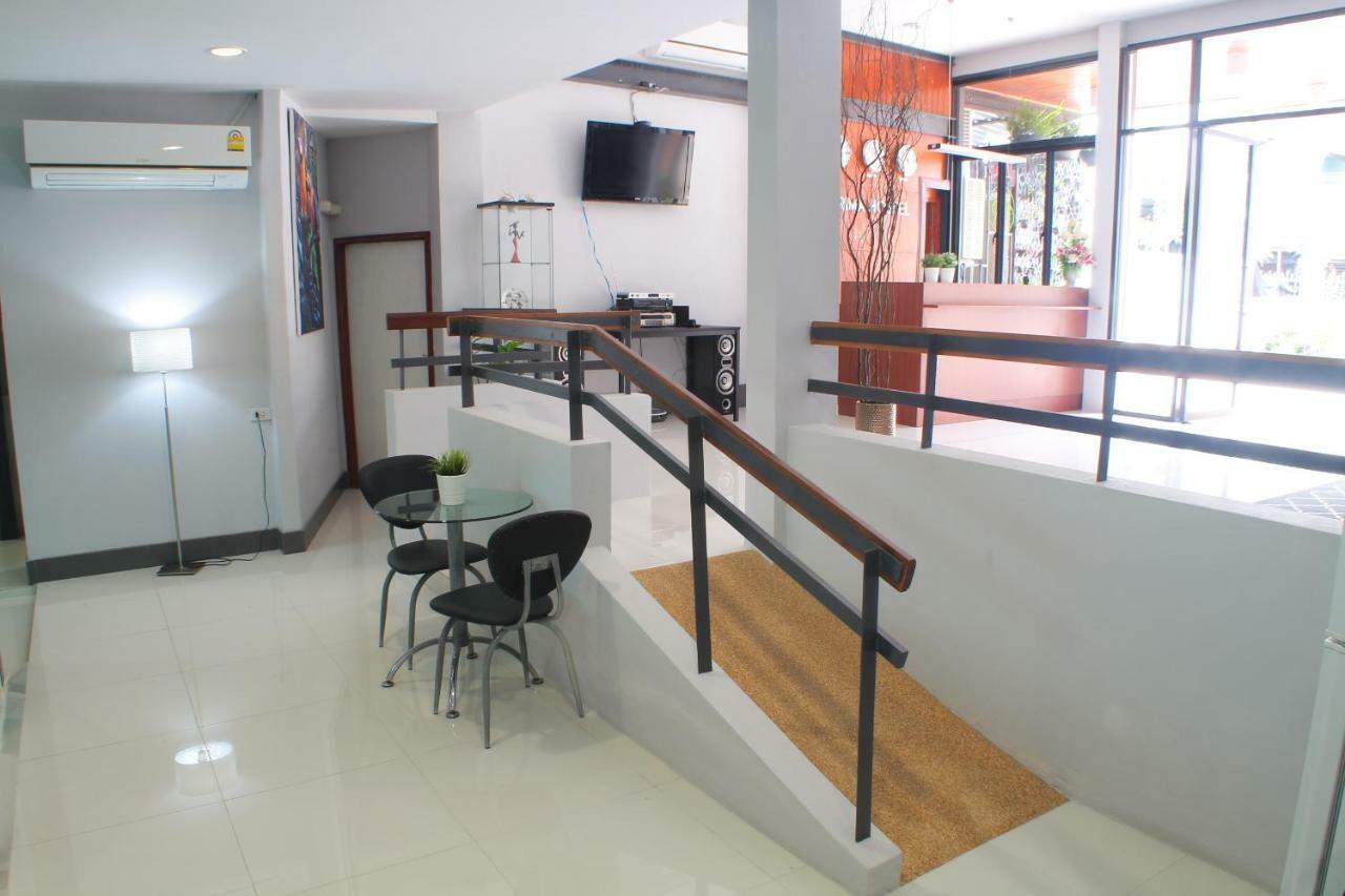 S'Prima Hostel Phitsanulok Exterior foto